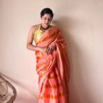 Suhana | Peach Coral Handloom Cotton Saree with Zari Stripes