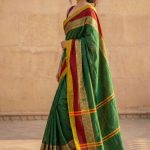 Aarini Green Narayanpeth Handloom Pure Cotton Saree